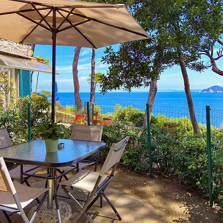 Intur Aparthotel Marciana Marina (Isola d'Elba)